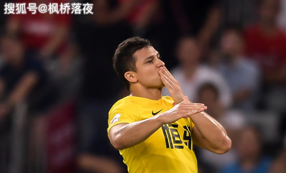 福建黑龙江佳兆业防守坚毅，成功击败对手(曾建祥挂职原因)