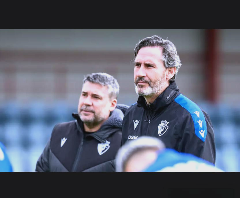 塞维利亚惨败出局，球迷指责主教练战术问题！(塞维利亚球队阵容)