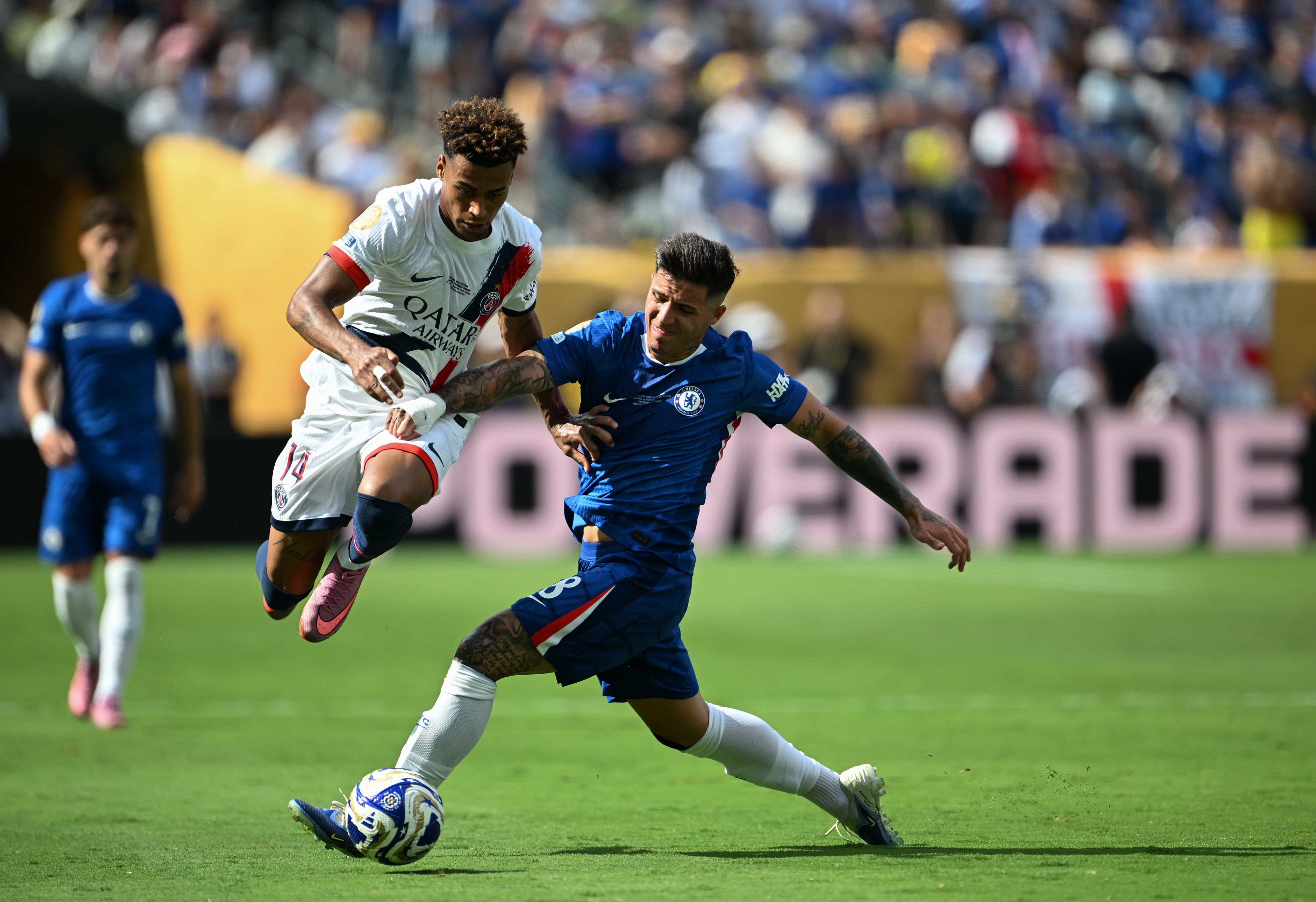 完美体育直播机构-国际足球盛会：切尔西全面碾压对手获胜