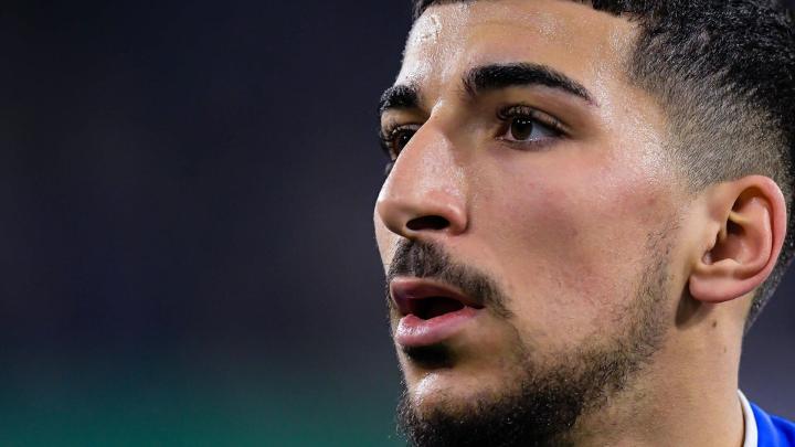 包含沙尔克主场遭逢挑战,未能守住胜局的词条 包含沙尔克主场遭逢挑战,未能守住胜局的词条