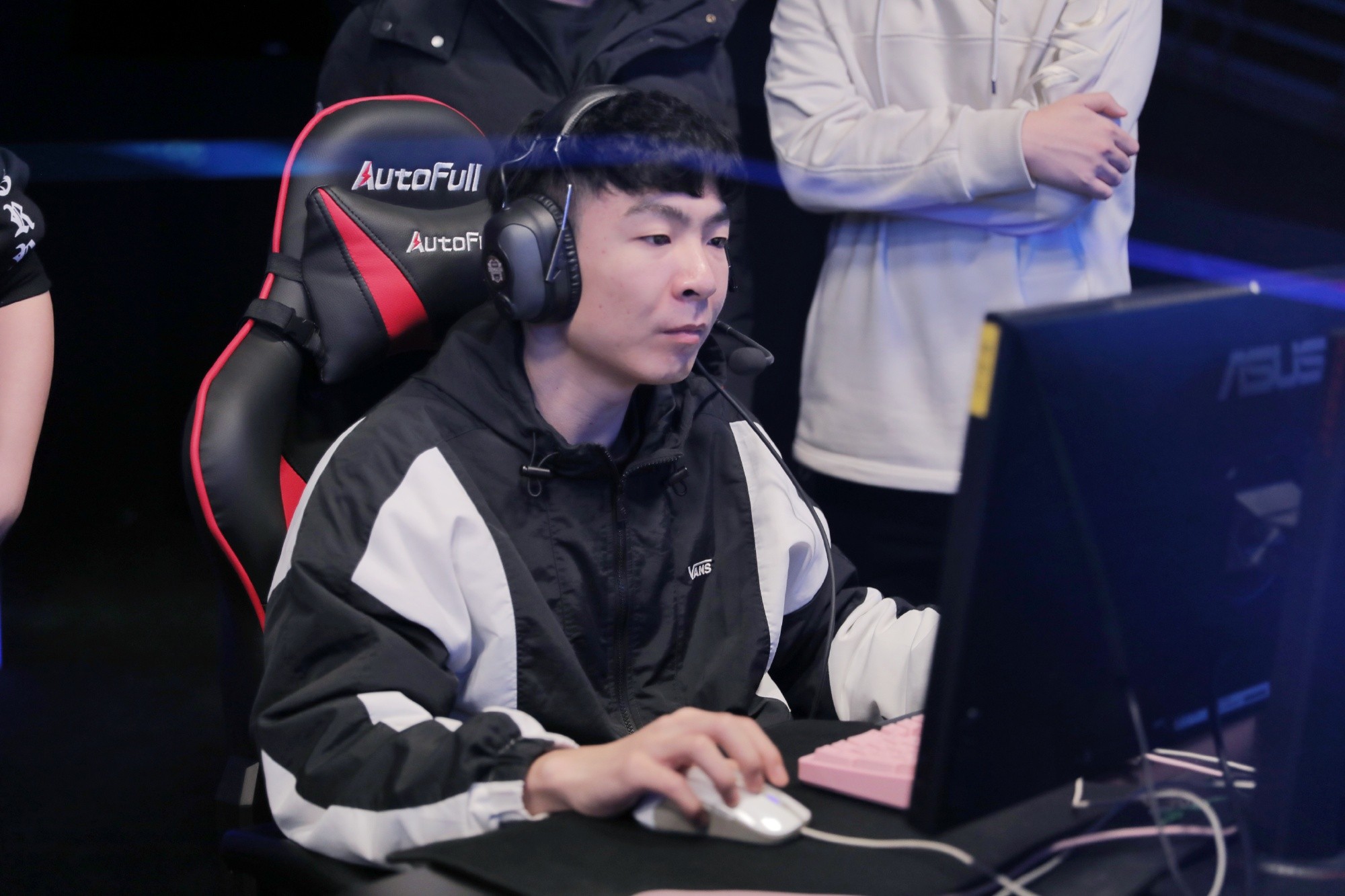 完美体育-战术磨合逐渐完成,球队渐入佳境了