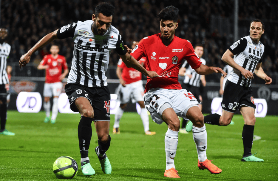 汉堡主场失利,弗赖堡打破客场不胜魔咒了 汉堡主场失利,弗赖堡打破客场不胜魔咒了